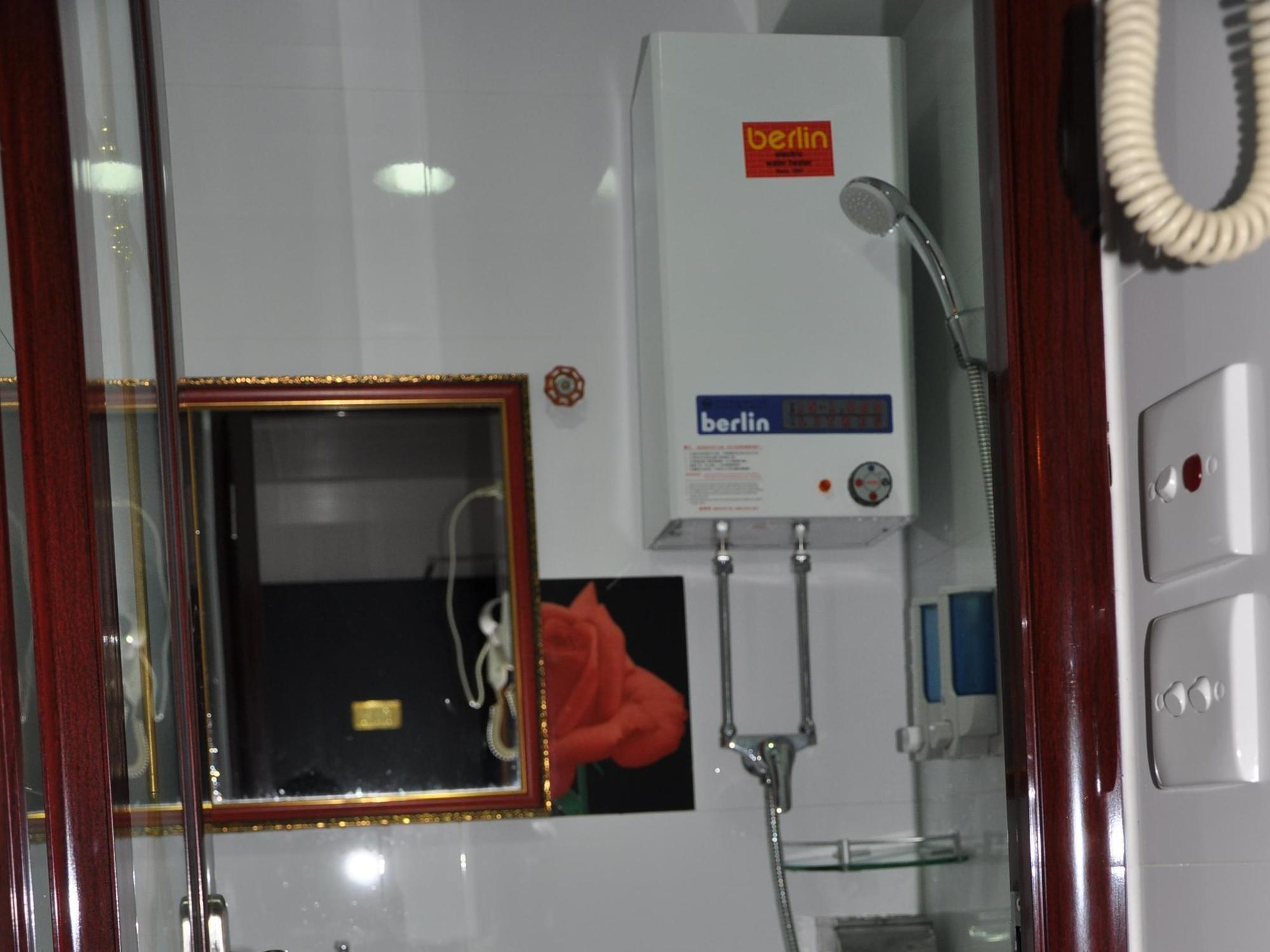 Guangzhou Guest House Tsim Sha Tsui  외부 사진
